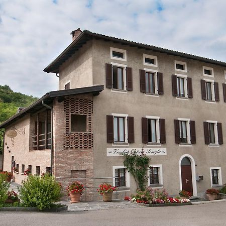 Vecchia Osteria Seseglio Hotel Chiasso Exterior photo